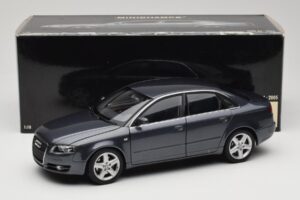 Audi A4 B7 Hall Metallik Minichamps 1:18 100014400 Metall - pilt 8/8