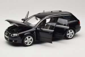 Audi A4 B8 Avant 3.2 Quattro Must Minichamps 1:18 5010404225 Metall - pilt 2/8