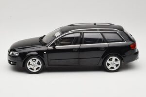 Audi A4 B8 Avant 3.2 Quattro Must Minichamps 1:18 5010404225 Metall - pilt 4/8