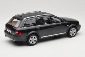 Audi A6 C5 Allroad quattro Brilliant Black Otto 1:18 OT1189 Vaik - pilt 2/6
