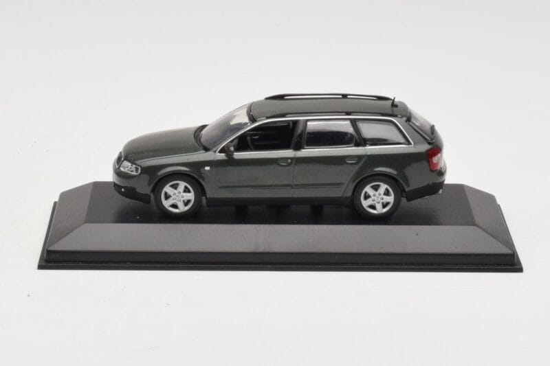Audi A6 C5 Avant Tumehall Minichamps 1:43 AUDI006 Metall