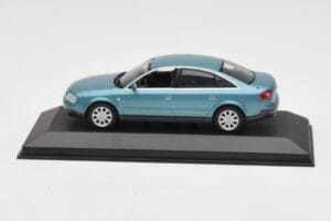 Audi A6 C5 Helesinine Minichamps 1:43 AUDI004 Metall