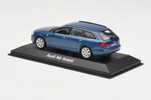 Audi A6 C6 Avant Stratos Blue Minichamps 1:43 5010406223 Metall - pilt 3/4