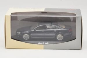 Audi A8 D3 Blue Metallic Light Interior Minichamps 1:43 20000001386003 Metall - pilt 4/4