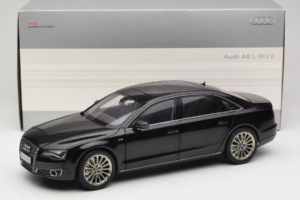 Audi A8L D3 W12 Phantom Black Kyosho 1:18 5011008125 Metall - pilt 8/8