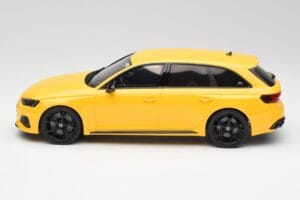 Audi RS4 B9 Avant 25. Juubel Vegas Kollane GT Spirit 1:18 GT935 Vaik - pilt 3/6