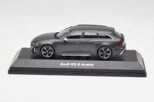 Audi RS6 C8 Avant Hall Metallic Minichamps 1:43 5012016231 Metall