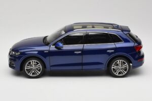Audi Q5L FY Sinine Paudi Model 1:18 33729 Metall - pilt 4/8