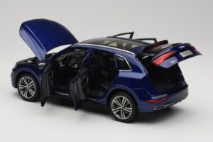 Audi Q5L FY Sinine Paudi Model 1:18 33729 Metall - pilt 5/8