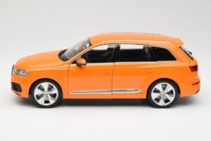 Audi Q7 4M Oranž Metallic Minichamps 1:18 110014004 Metall - pilt 4/8