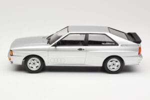 Audi Quattro B2 Hõbedane Minichamps 1:18 155016122 Metall - pilt 3/6