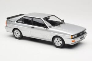 Audi Quattro B2 Hõbedane Minichamps 1:18 155016122 Metall - pilt 4/6