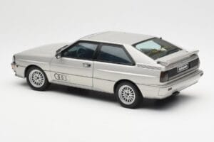 Audi Quattro LWB Hõbedane AUTOart 1:18 70303 Metall - pilt 7/8