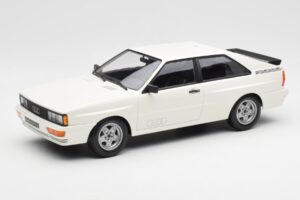 Audi Quattro Valge Minichamps 1:18 155016120 Metall