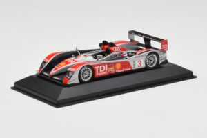Audi R10 TDI LMP1 #3 L. Luhr / A. Premat / M. Rockenfeller 24 Hours of Le Mans 2008 Minichamps 1:43 400089903 Metall - pilt 2/4