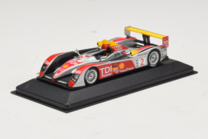 Audi R10 TDI LMP1 #2 R. Capello / T. Kristensen 2007 Minichamps 1:43 400071602 Metall - pilt 2/4
