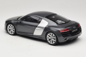 Audi R8 5.2 FSI Quattro Daytona Grey Kyosho 1:18 09216DG Metall - pilt 6/7
