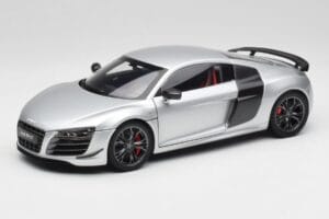 Audi R8 GT Type 42 Ice Hõbedane Metallic Kyosho 1:18 09218IS Metall