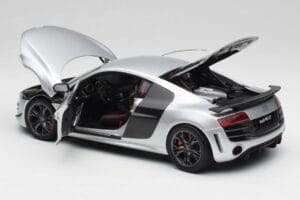 Audi R8 GT Type 42 Ice Hõbedane Metallic Kyosho 1:18 09218IS Metall - pilt 5/8