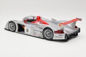 Audi R8 LMP900 #8 Audi Sport Team Joest F. Biela / E. Pirro / T. Kristensen 24 Hours of Le Mans 2000 Maisto 1:18 38899 Metall - pilt 5/6