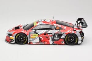 Audi R8 LMS #30 AAPE M. Lee FIA GT World Cup Macau 2015 Minichamps 1:18 155151130 Metall - pilt 3/6