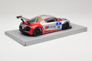 Audi R8 LMS #99 F. Biela / P. Kaffer / M. Fässler / M. Hennerici Phoenix Racing 24 Hours Nürburgring 2009 Spark 1:18 18S041 V - pilt 3/6
