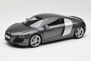 Audi R8 Type 42 4.2 Daytona Grey Kyosho 1:18 5010618425 Metall