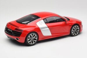 Audi R8 V10 Brilliant Punane Kyosho 1:18 09216RR Metall - pilt 3/8