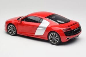 Audi R8 V10 Brilliant Punane Kyosho 1:18 09216RR Metall - pilt 7/8