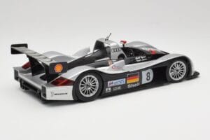 Audi R8R LMP #8 F. Biela / E. Pirro / D. Theys 24 Hours of Le Mans 1999 Maisto 1:18 538881 Metall - pilt 3/8