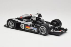 Audi R8R LMP #8 F. Biela / E. Pirro / D. Theys 24 Hours of Le Mans 1999 Maisto 1:18 538881 Metall - pilt 5/8