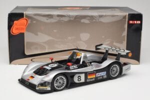 Audi R8R LMP #8 F. Biela / E. Pirro / D. Theys 24 Hours of Le Mans 1999 Maisto 1:18 538881 Metall - pilt 8/8