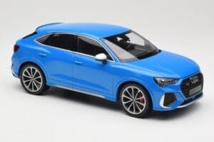 Audi RS Q3 F3 Sportback Sinine Minichamps 1:18 155018101 Metall - pilt 4/6