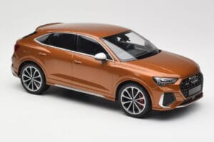 Audi RS Q3 Sportback 8U Brown Metallic Minichamps 1:18 155018104 Metall - pilt 4/6