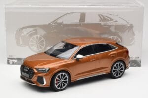 Audi RS Q3 Sportback 8U Brown Metallic Minichamps 1:18 155018104 Metall - pilt 6/6