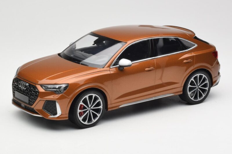 Audi RS Q3 Sportback 8U Brown Metallic Minichamps 1:18 155018104 Metall