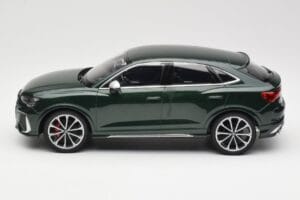 Audi RS Q3 Sportback 8U Green Metallic Minichamps 1:18 155018102 Metall - pilt 3/6