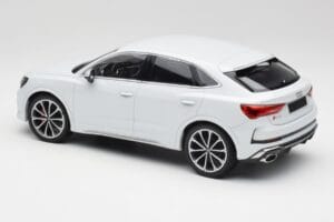 Audi RS Q3 F3 Sportback Glacier White Metallic Minichamps 1:18 155018105 Metall - pilt 5/6