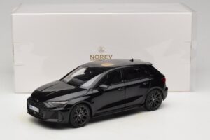 Audi RS3 8Y Sportback Myth Black Norev 1:18 188388 Metall - pilt 8/8