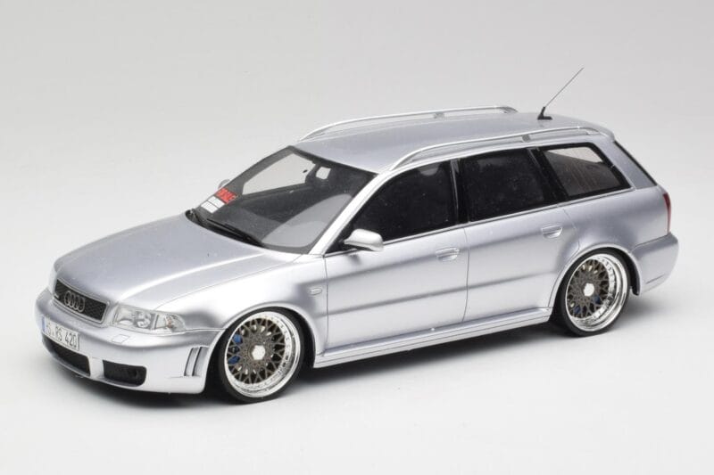 Audi RS4 B5 Avant Hõbe Custom Wheels Otto 1:18 OT521 Vaik