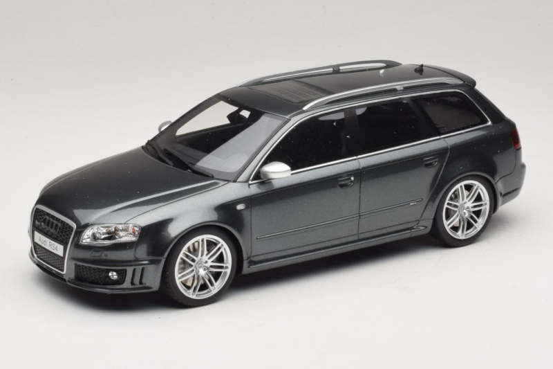 Audi RS4 B7 Hall Otto 1:18 OT721 Vaik