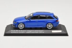 Audi RS4 B8 Avant Nogaro Blue Jõulukollektsioon 2014 Minichamps 1:43 AUDI003 Metall