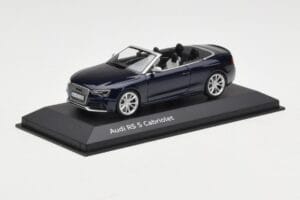 Audi RS5 B8 Kabriolett Estoril Blue Minichamps 1:43 5011215313 Metall - pilt 2/4