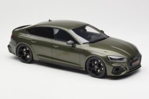 Audi RS5 B9 Competition Sportback Roheline GT Spirit 1:18 GT469 Vaik - pilt 4/6