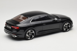 Audi RS5 B9 Coupe Must GT Spirit 1:18 GT751 Vaik - pilt 2/6