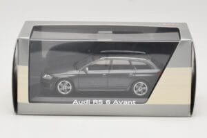 Audi RS6 C5 Avant Daytona Grey Minichamps 1:43 5010710233 Metall - pilt 4/4