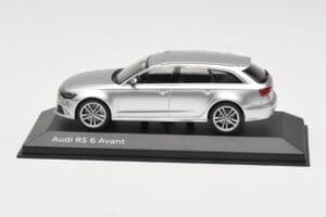 Audi RS6 C7 Avant Prisma Silver Minichamps 1:43 5011216213 Metall