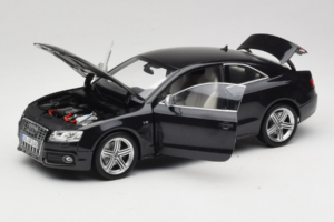 Audi S5 B8 Coupe Must Norev 1:18 188360 Metall - pilt 2/8
