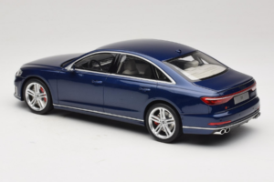 Audi S8 D5 Sinine GT Spirit 1:18 GT313 Vaik - pilt 5/6