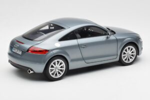 Audi TT 8J Condor Hall Minichamps 1:18 5010500415 Metall - pilt 3/8